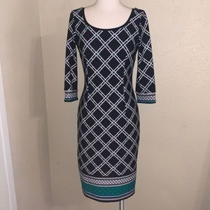 WHITEHOUSE BLACK MARKET BLACK AND WHITE 3/4 SLEEVE CAREER DRESS